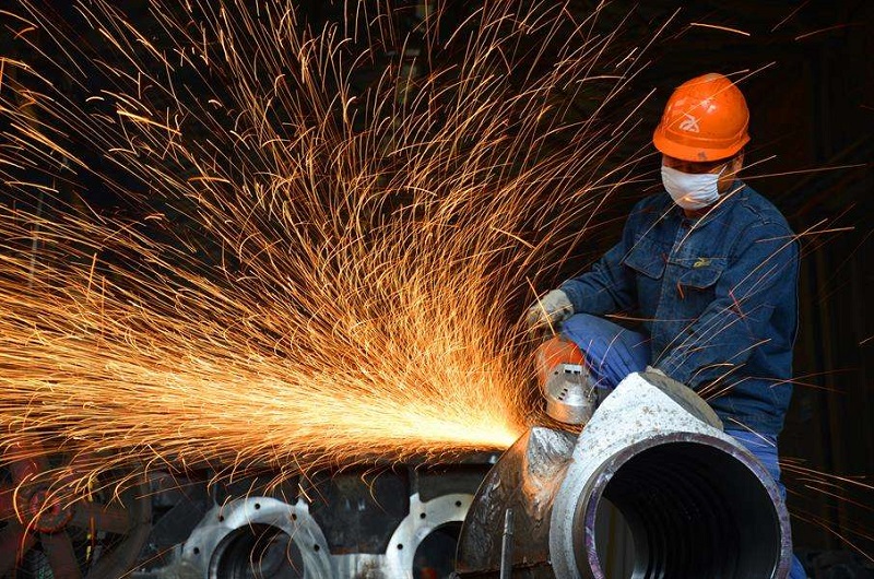 上海美礦向我司采購(gòu)的890下架體成功澆注。890下架體澆注重量40T，是采礦機(jī)械核心零部件，該產(chǎn)品主要用于歐美礦山行業(yè)。此產(chǎn)品標(biāo)志著無(wú)錫市鑄造廠(chǎng)在世界礦山行業(yè)大件生產(chǎn)領(lǐng)域占有一席之地。	無(wú)錫市鑄造廠(chǎng)有限公司是國(guó)內(nèi)優(yōu)質(zhì)的鑄造廠(chǎng)家，產(chǎn)品種類(lèi)繁多，具有很強(qiáng)的市場(chǎng)競(jìng)爭(zhēng)力，擁有很多成功案例。有任何其他需求可以咨詢(xún)我們，咨詢(xún)熱線(xiàn)：0510-68070507！